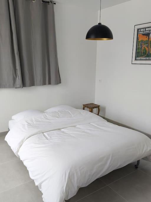 L'Aigrette Moderne, Ensoleille Et Bien Place Thury-Harcourt-le-Hom Zewnętrze zdjęcie